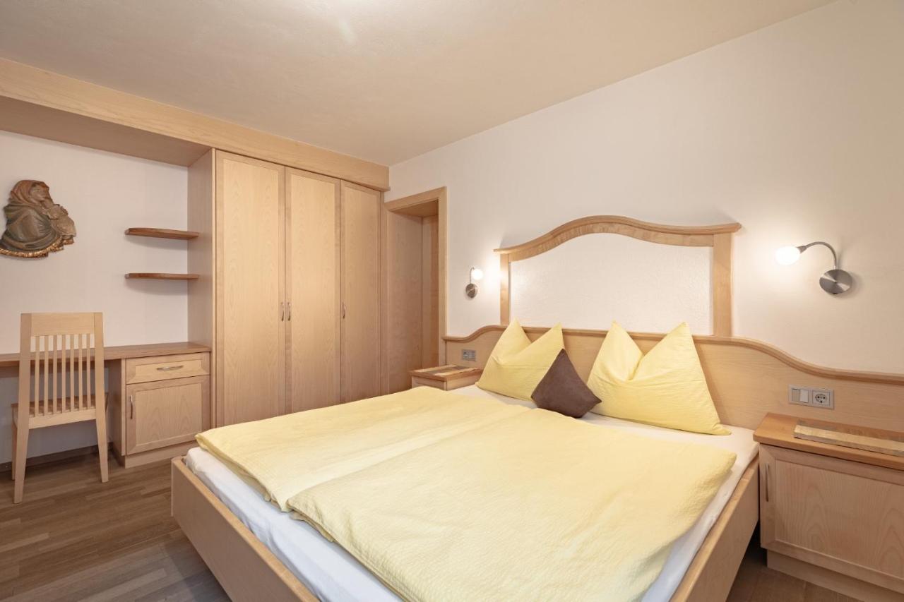 苏瓦尔公寓 Santa Cristina Val Gardena 外观 照片